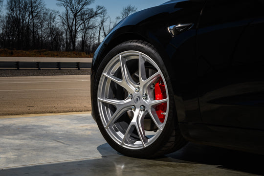 Dinan Hyper Kinetic™ HB003 Wheel 19x8.5 in. +30mm Offset - Silver